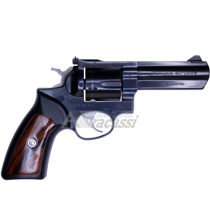 Ruger GP100 4" € 650